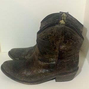 Steven Madden Woman Ankle Cowboy Boots